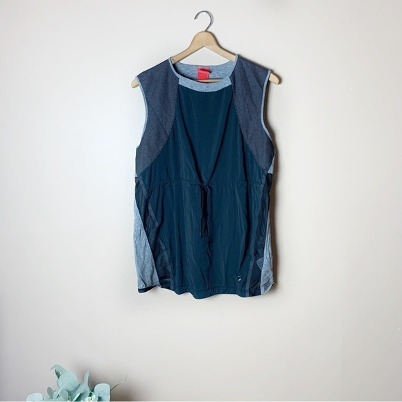 [Nike] Black & Gray Drawstring Waist Mesh Detail  Sleeveless Athletic Tank Top - Picture 1 of 8